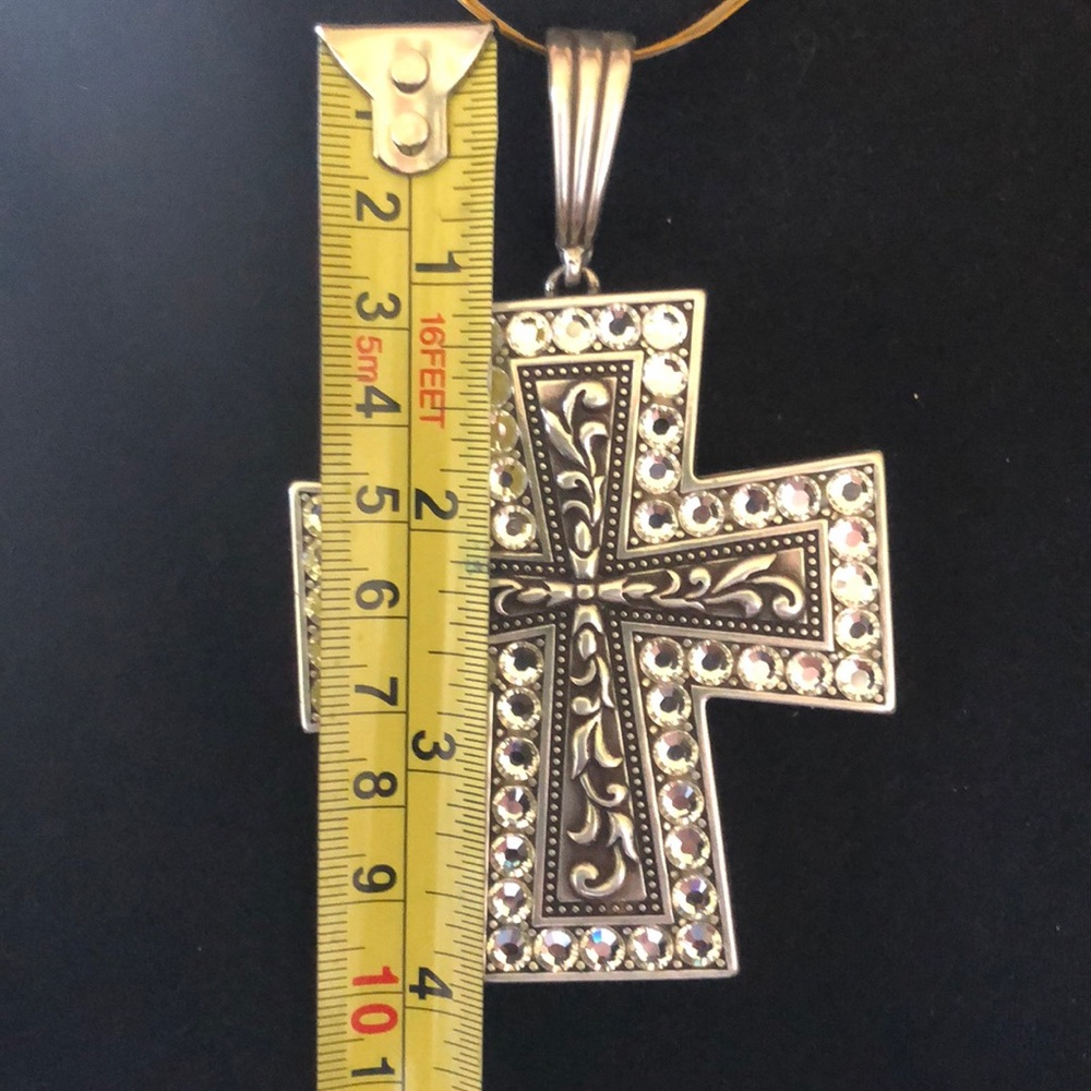 Pendant - Picture 2 of 3